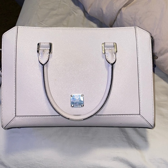 MCM Saffiano Medium Nuovo Tote Gull Gray - Picture 1 of 14